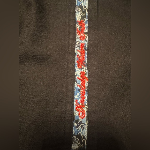 Robert Graham - Picture 2 of 6